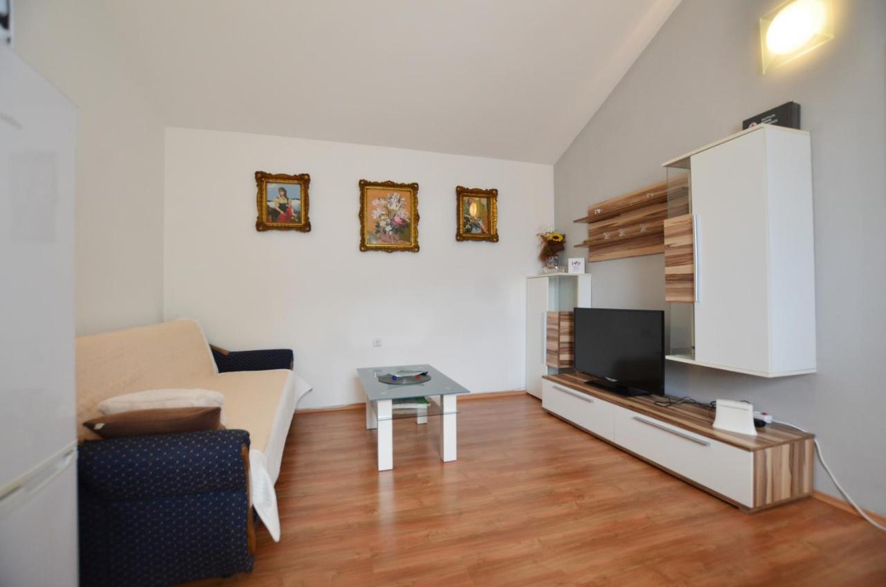 Zminj Apartments Esterno foto